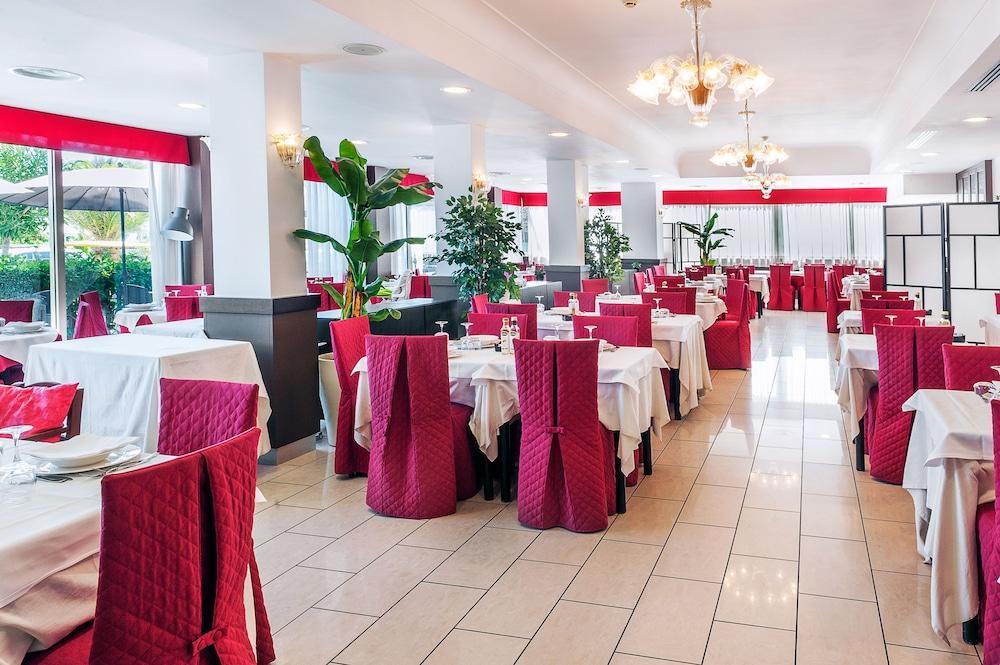 Hotel Villa Corallo Сан-Бенедетто-дель-Тронто Екстер'єр фото