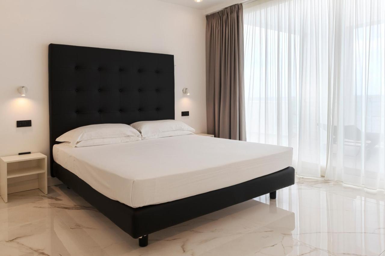 Hotel Villa Corallo Сан-Бенедетто-дель-Тронто Екстер'єр фото